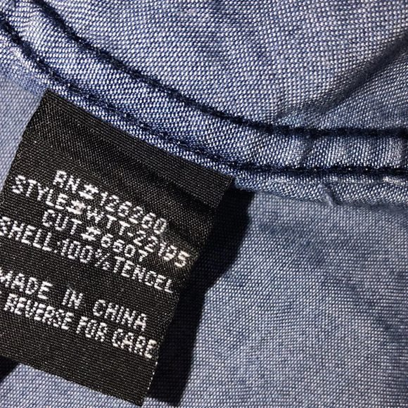 Velvet Heart size medium chambray star print top - Picture 4 of 6